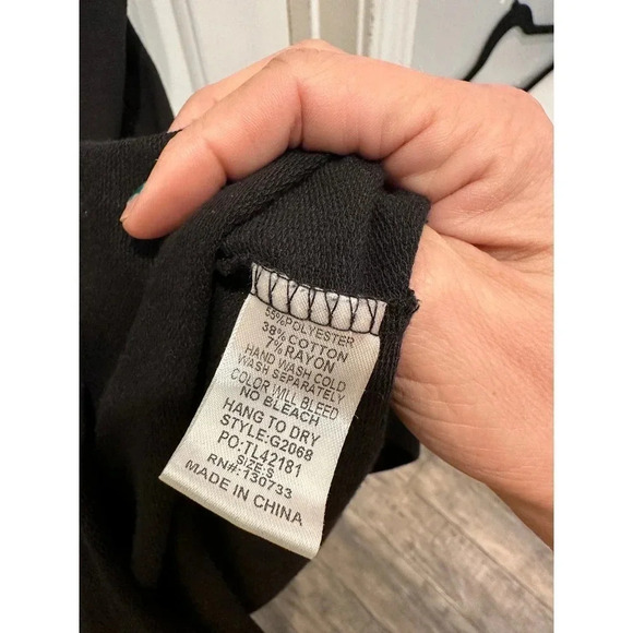 Umgee Women's Black Floral Embroidered Short Sleeve Crew Neck T-Shirt Size Small - Picture 2 of 6